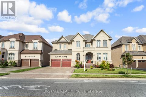 105 ROYAL WEST DRIVE Brampton (Credit Valley) ON L6X0V6