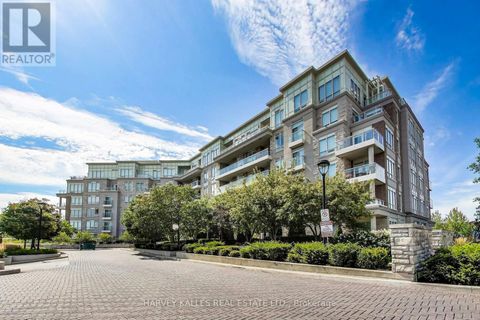 212 - 9 STOLLERY POND CRESCENT Markham (Devil's Elbow) ON L6C0Y1