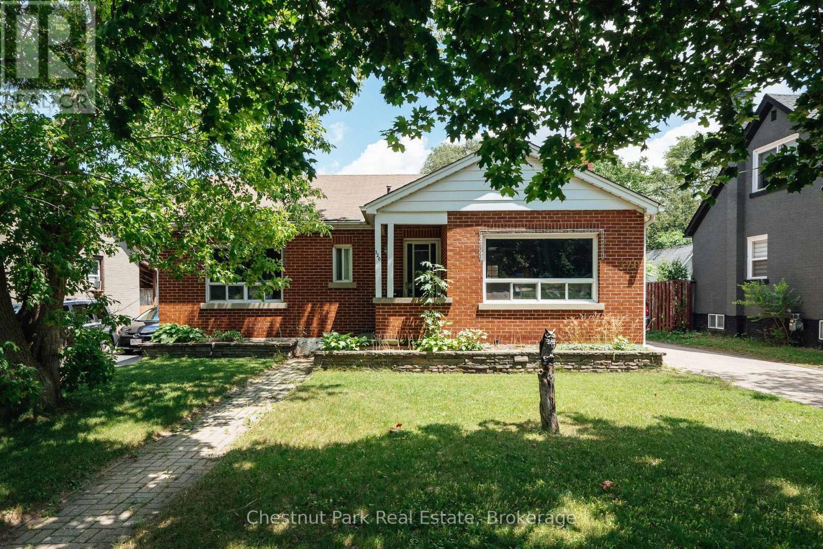 320 ST LEGER STREET