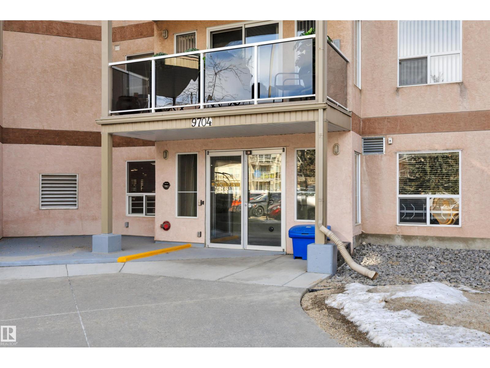 #330 9704 174 Street NW