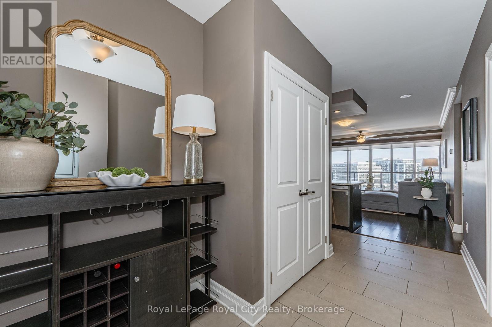605 - 160 MACDONELL STREET