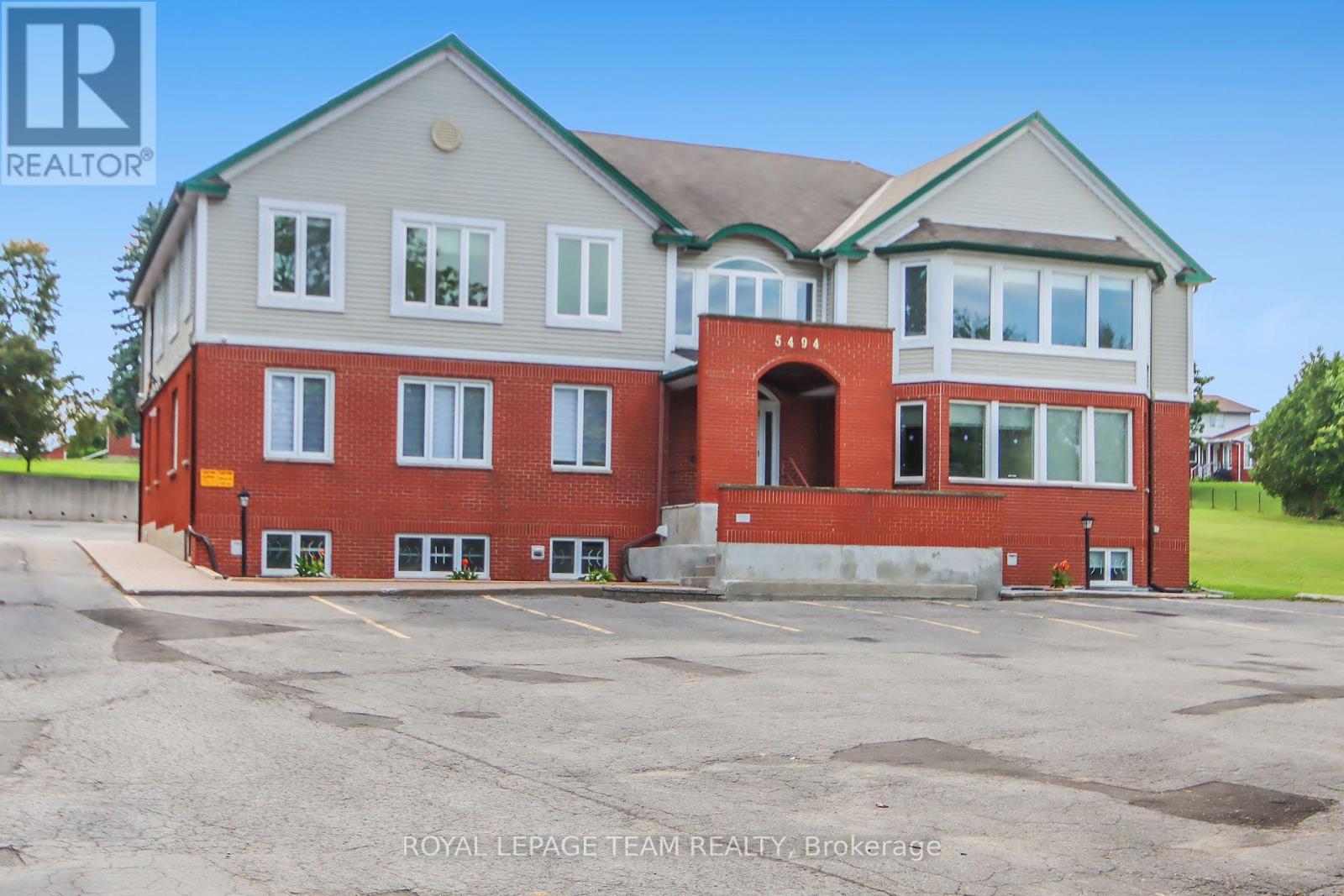 2A - 5494 MANOTICK MAIN STREET