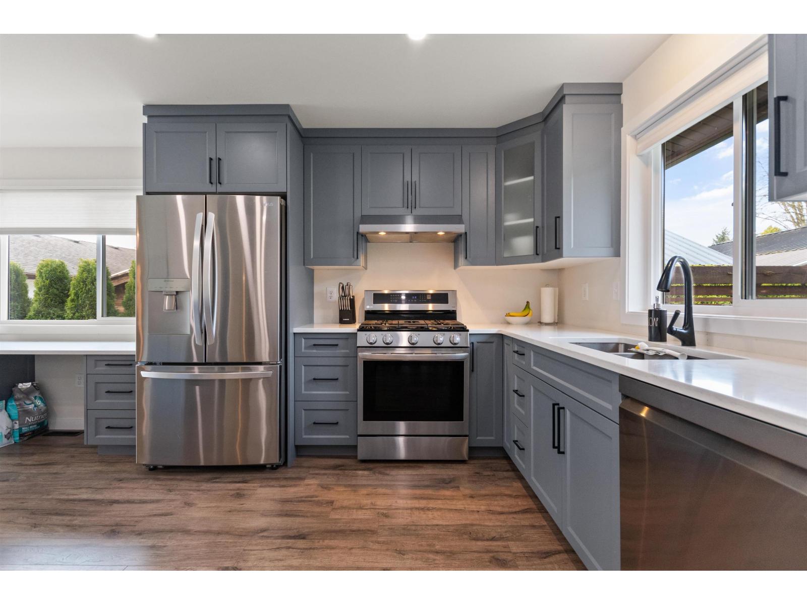 9690 ABERDEEN CRESCENT|Rosedale