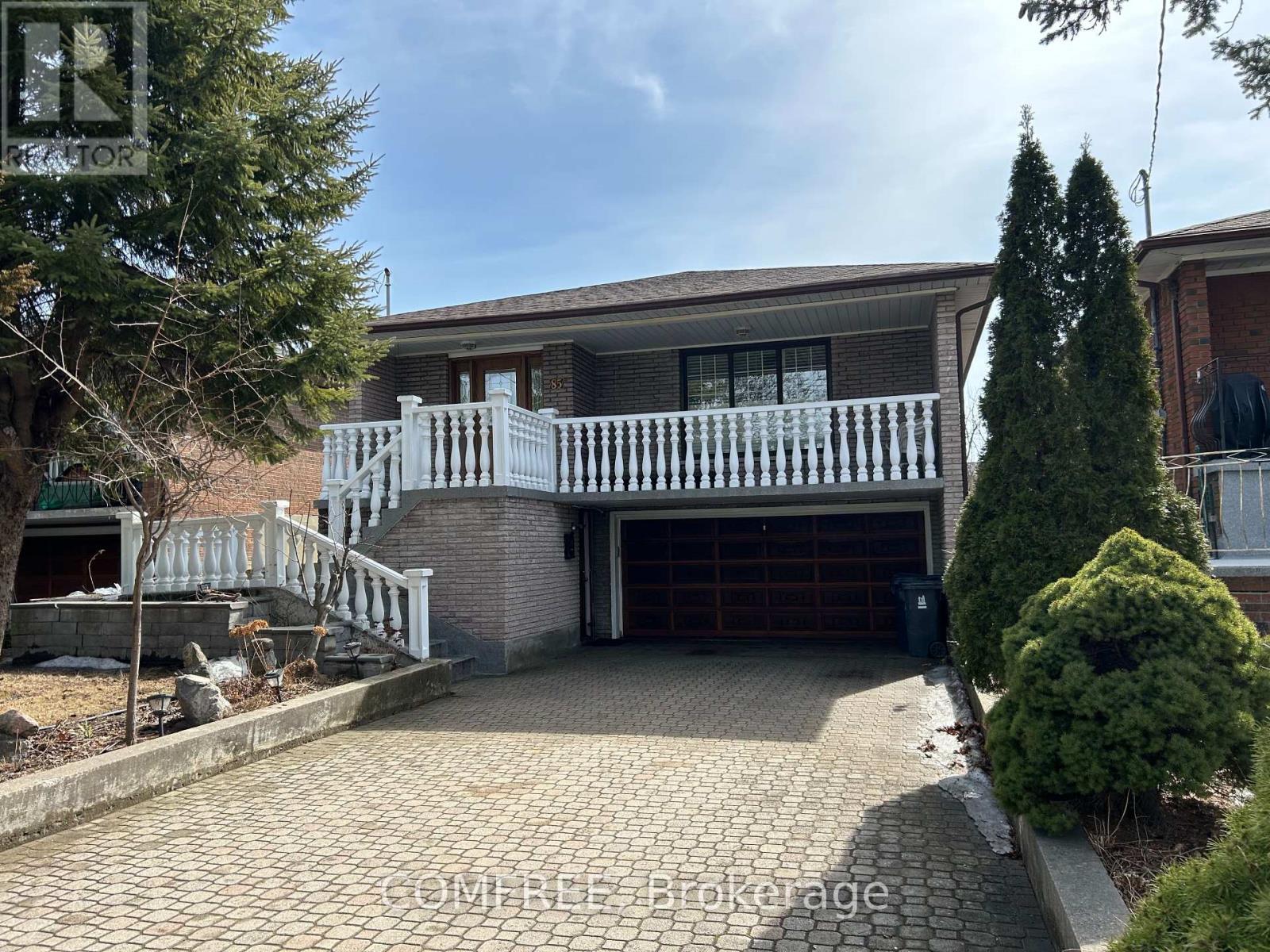 85 DOWNSVIEW AVENUE