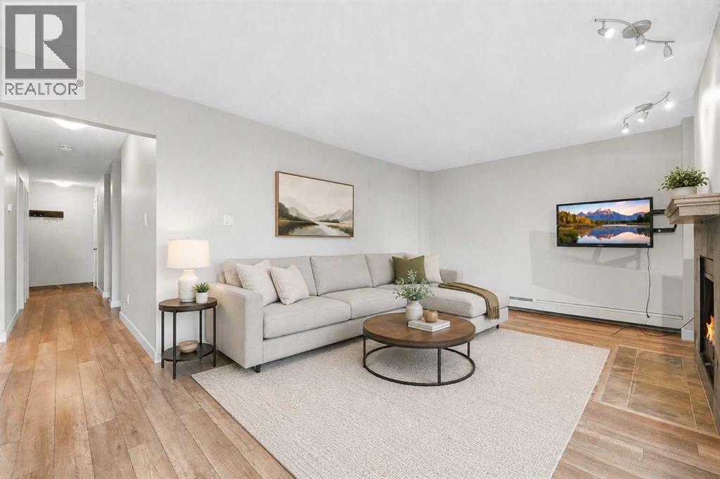 122, 860 Midridge Drive SE