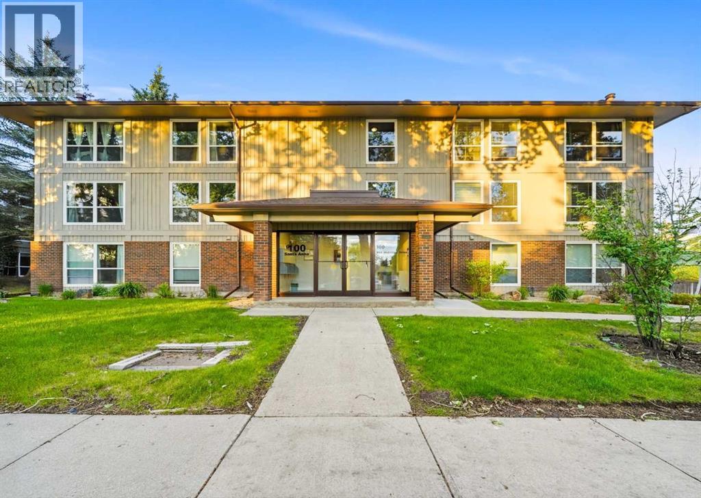 122, 860 Midridge Drive SE