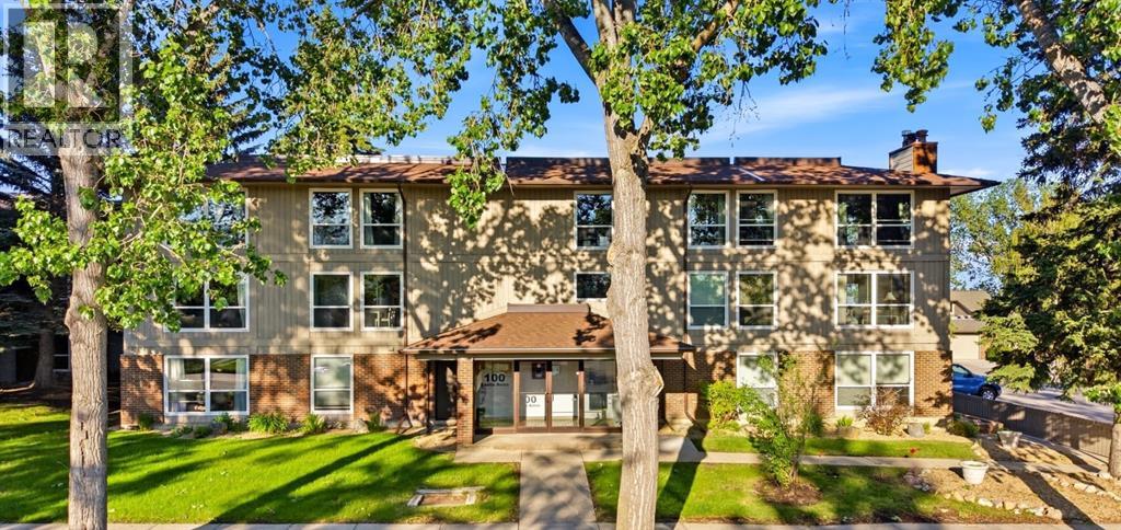 122, 860 Midridge Drive SE