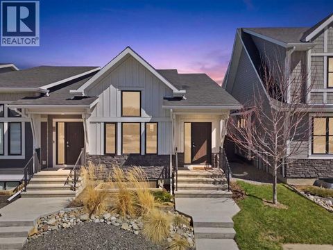14 D'arcy Boulevard Okotoks AB T1S5S7