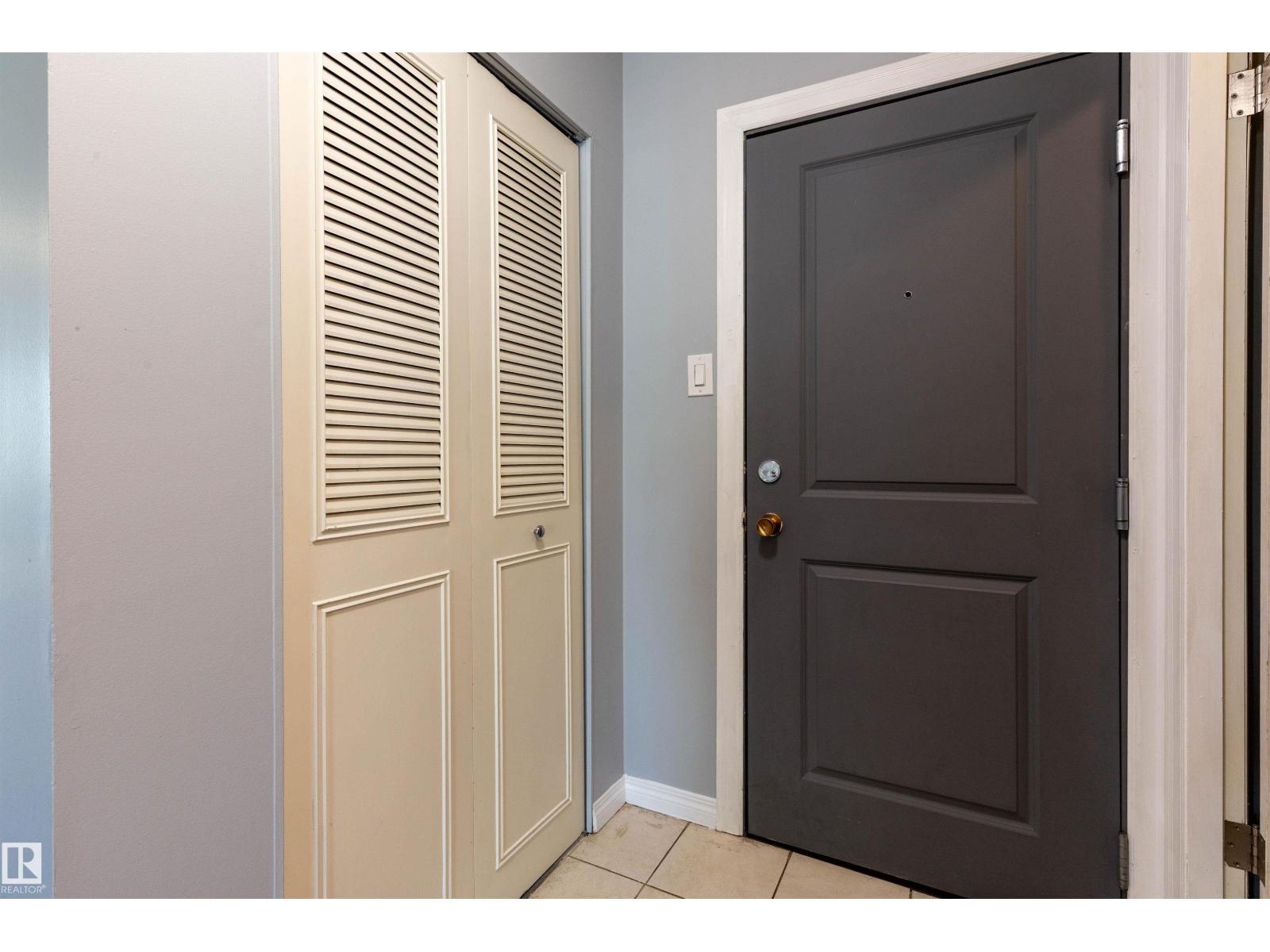 #202 10740 105 ST NW