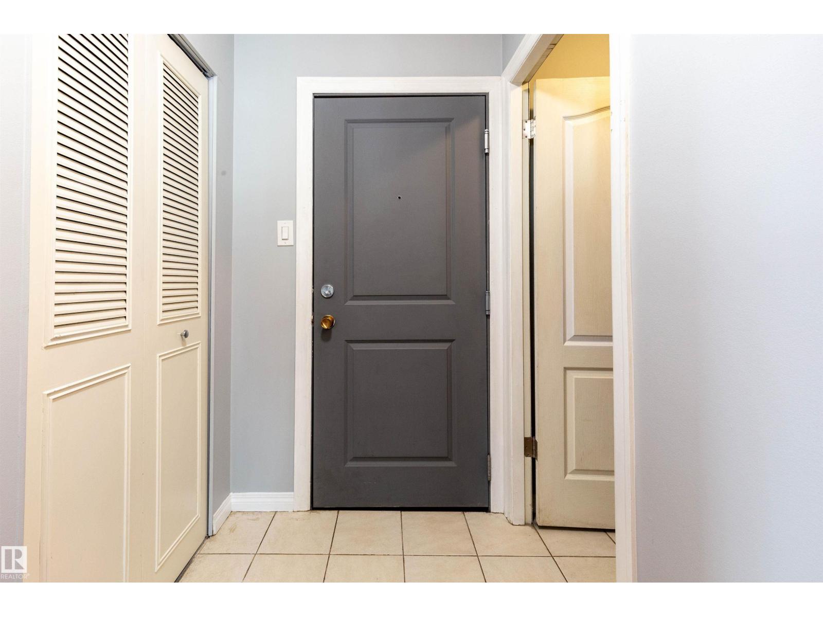 #202 10740 105 ST NW