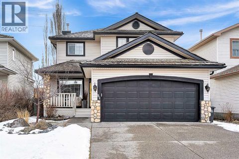 92 Bow Ridge Crescent Cochrane AB T4C1V1