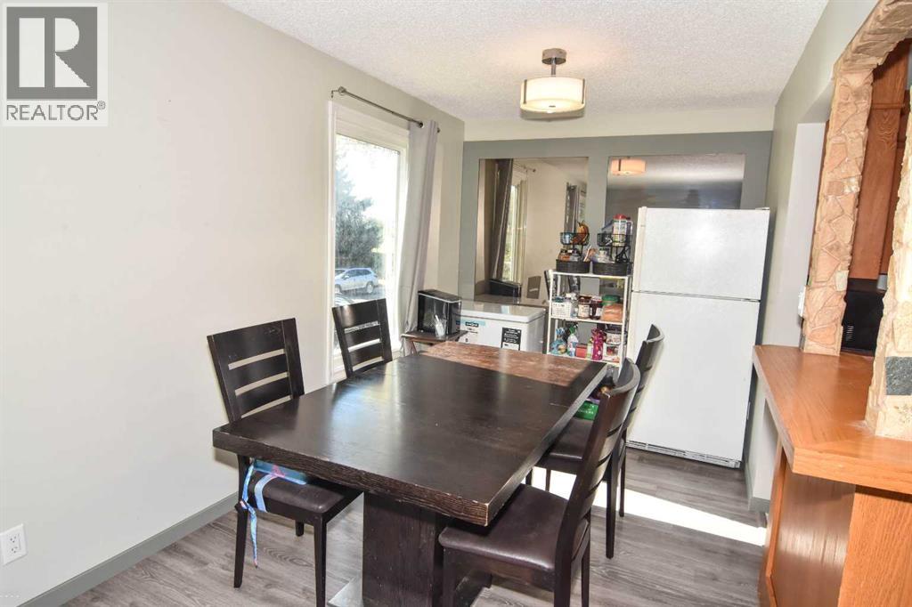 112 Woodvale Road SW