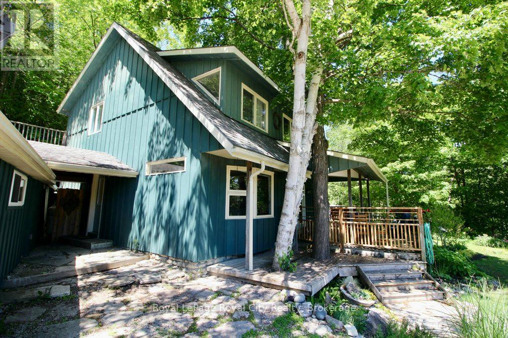 11 SHORELINE DRIVE