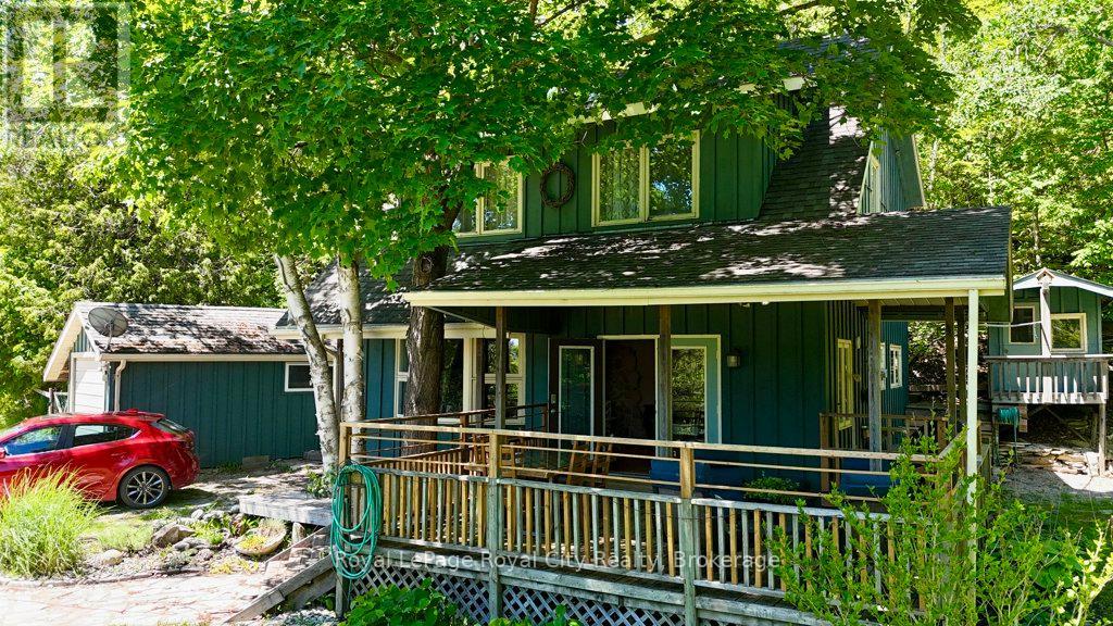 11 SHORELINE DRIVE
