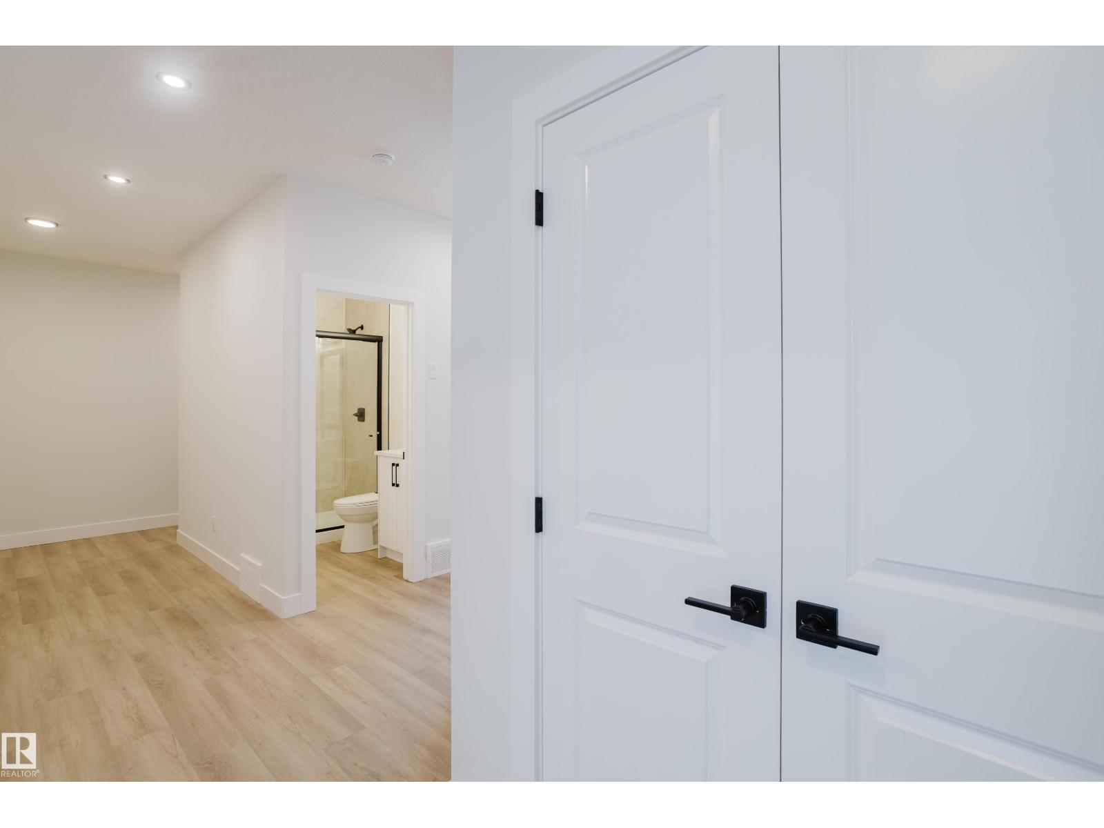 222 EDGEMONT GREEN GR NW