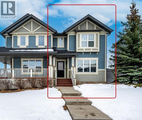 702 Panamount Boulevard NW Calgary AB T3K0P7