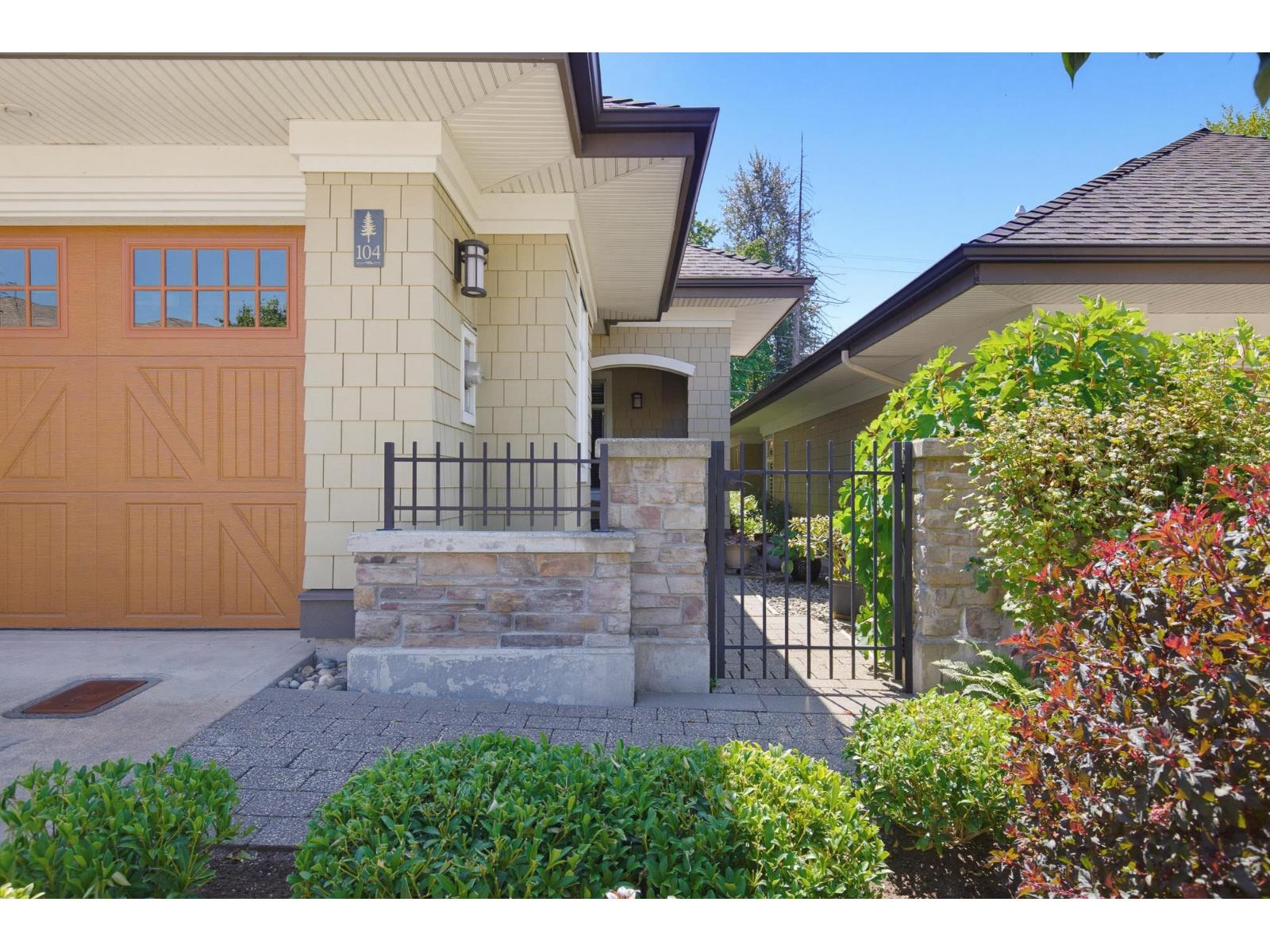 104 21707 88 AVENUE