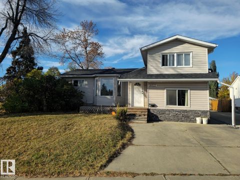 10522 161 ST NW Edmonton AB T5P3J7