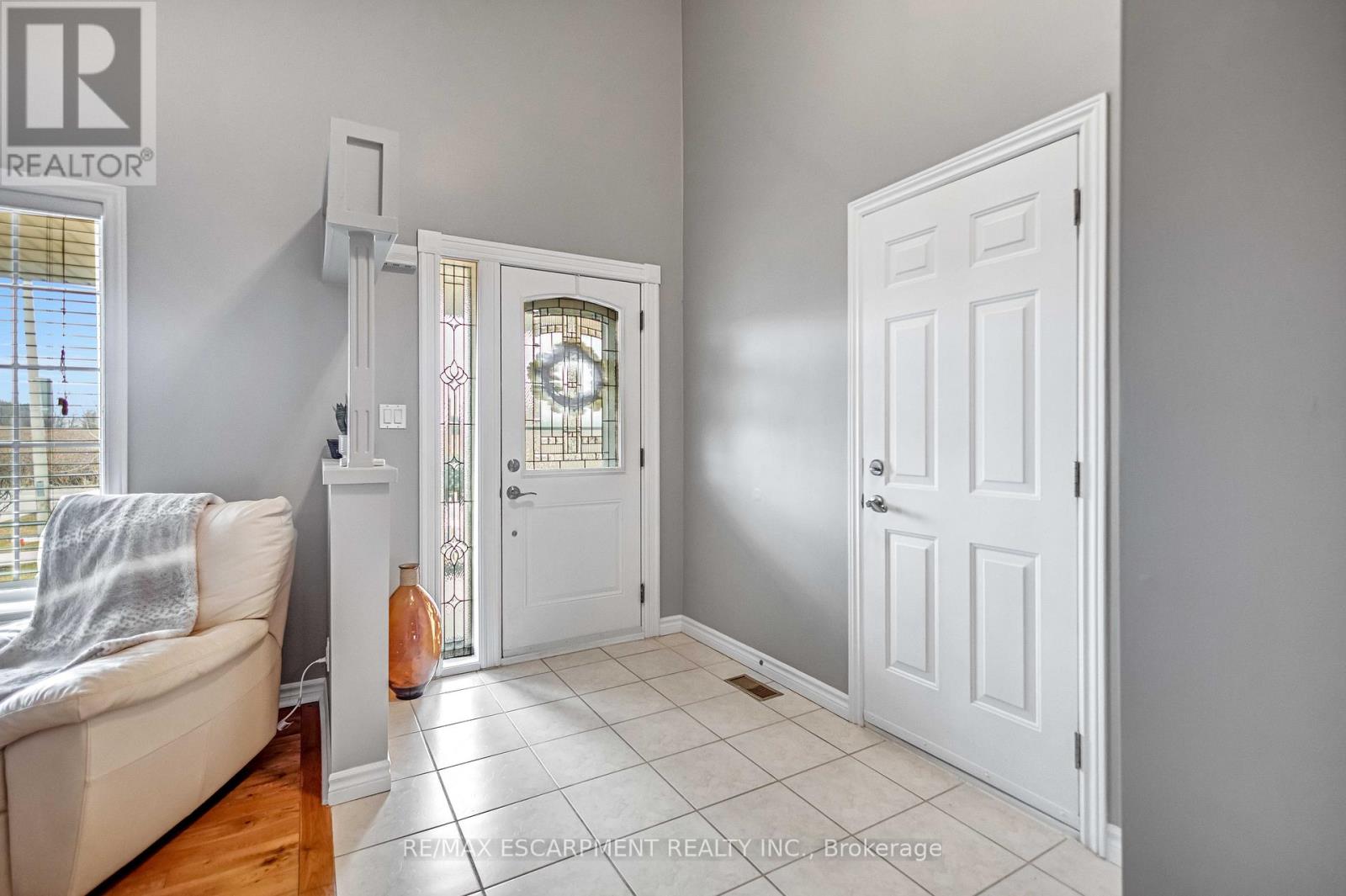 546 JERSEYVILLE ROAD W