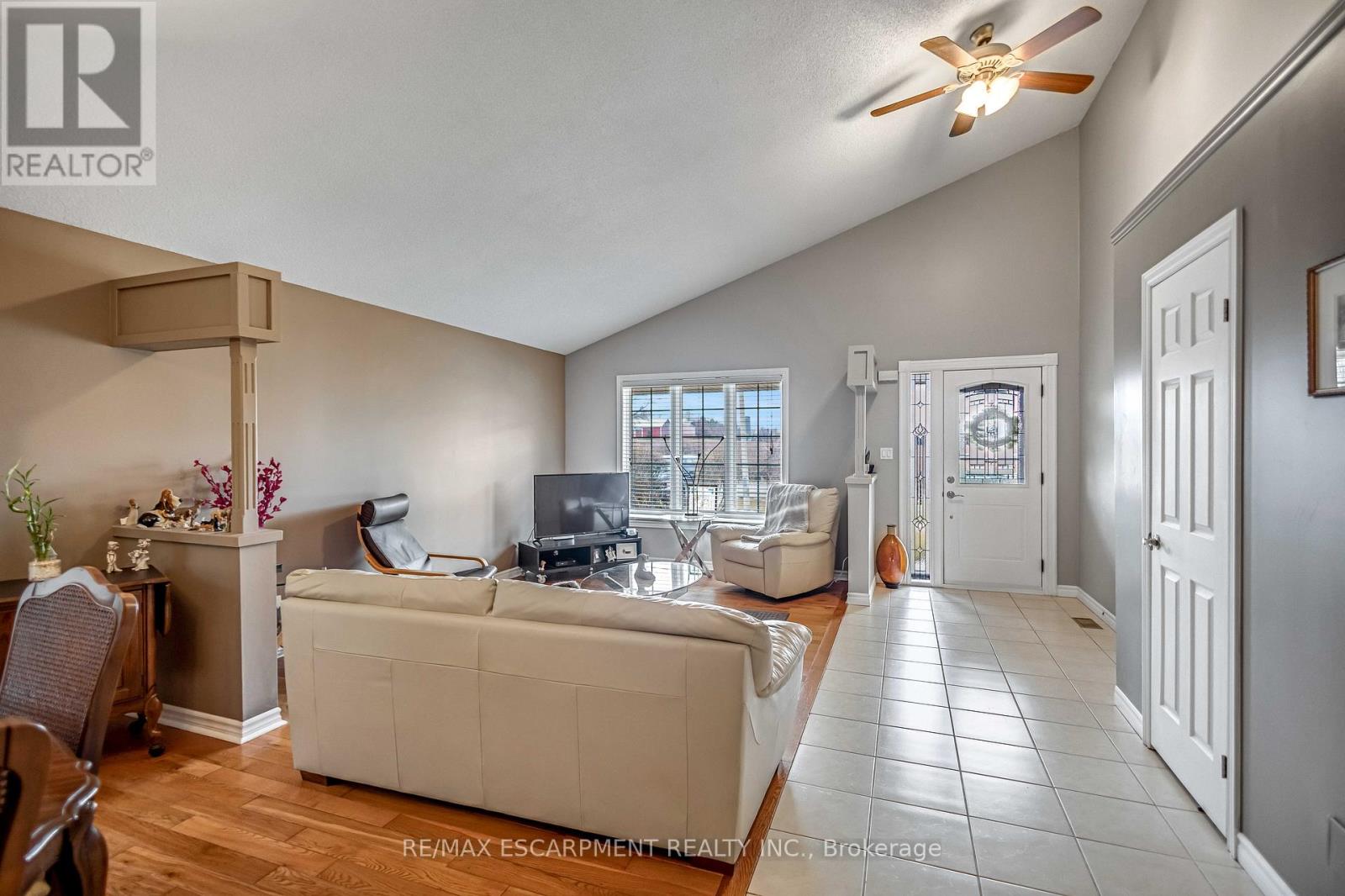 546 JERSEYVILLE ROAD W