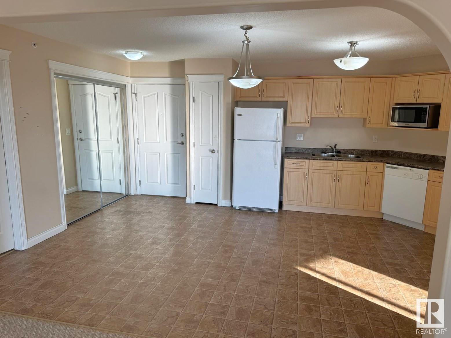 #415 7801 Golf Course Rd.