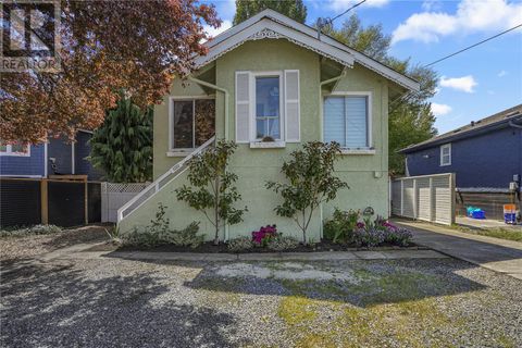 1561 North Dairy Rd Victoria BC V8T3T9