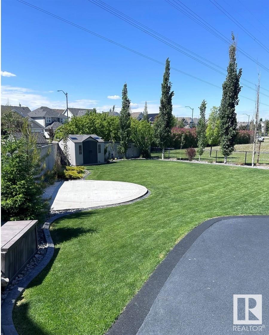 8532 16A AV SW