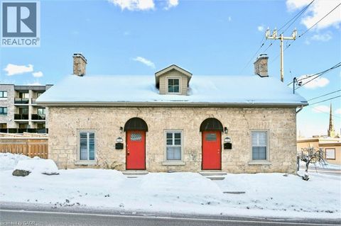 16-18 ST ANDREWS Street Cambridge ON N1S1M4