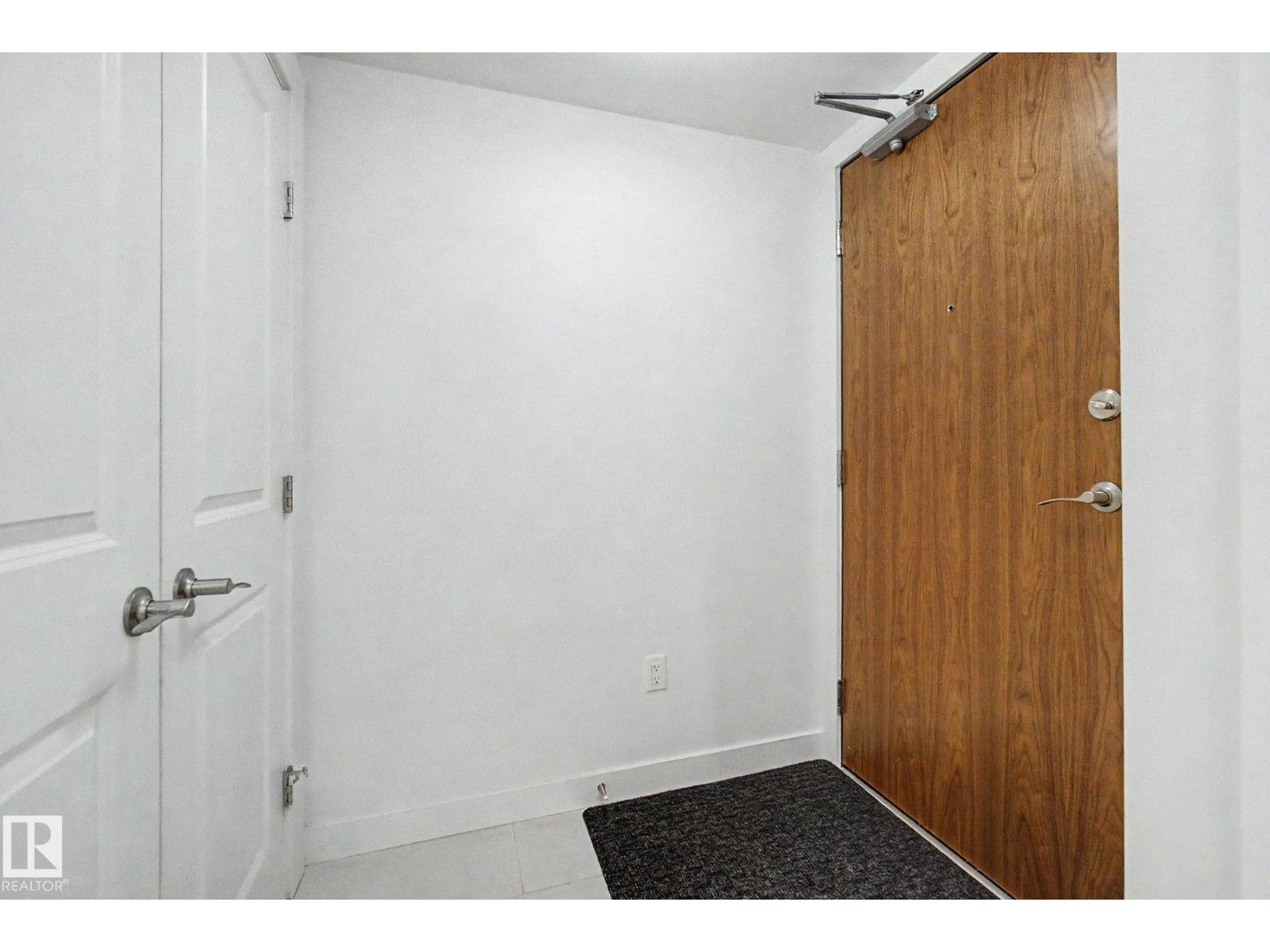 #1003 9720 106 ST NW