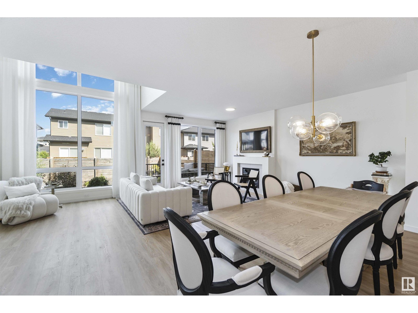 3233 KULAY WY SW
