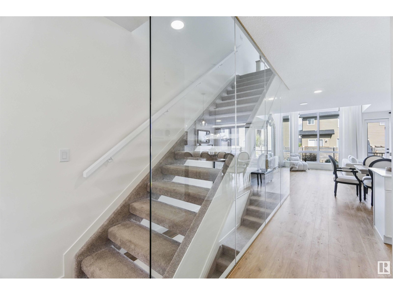 3233 KULAY WY SW
