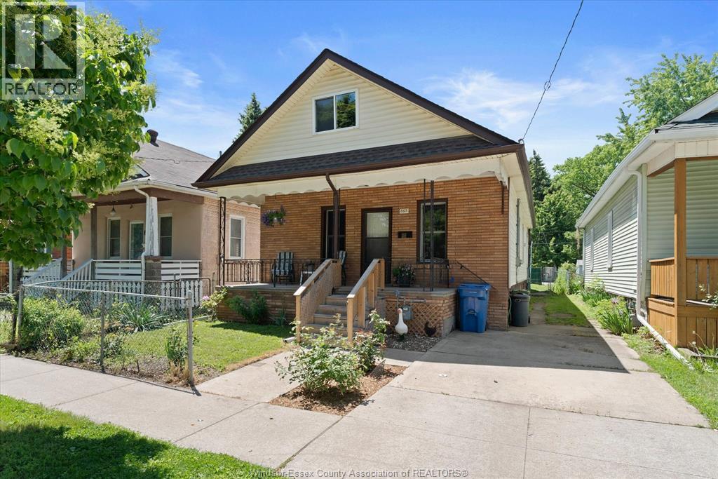 663 BROCK STREET
