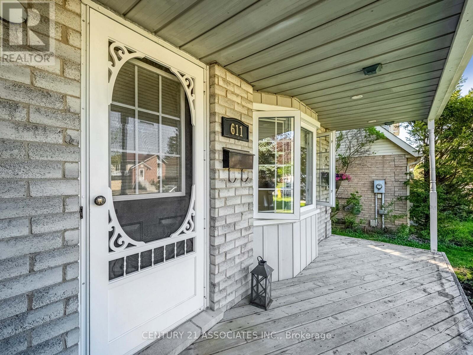 611 PRESTON PARKWAY