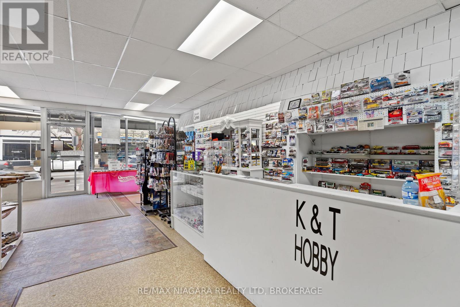 216 KING STREET