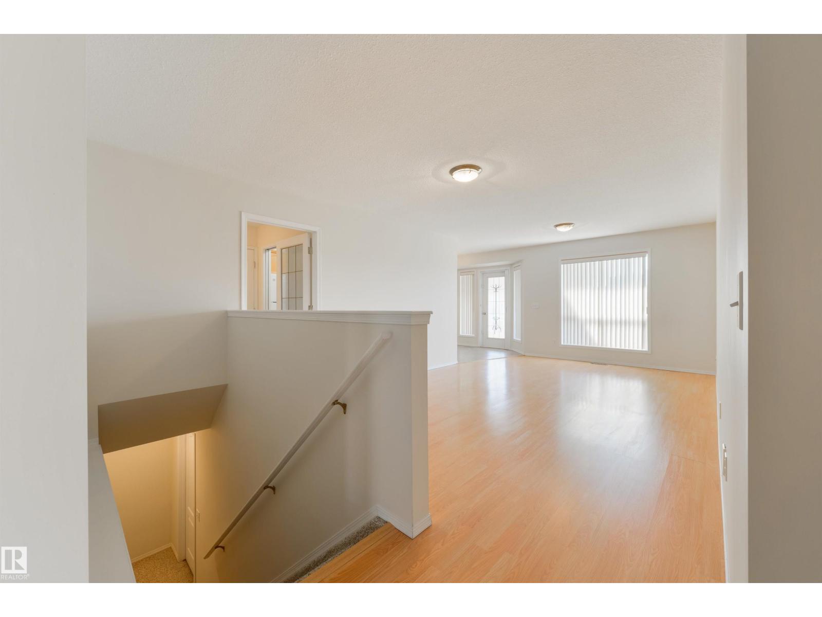 #48 13320 124 ST NW