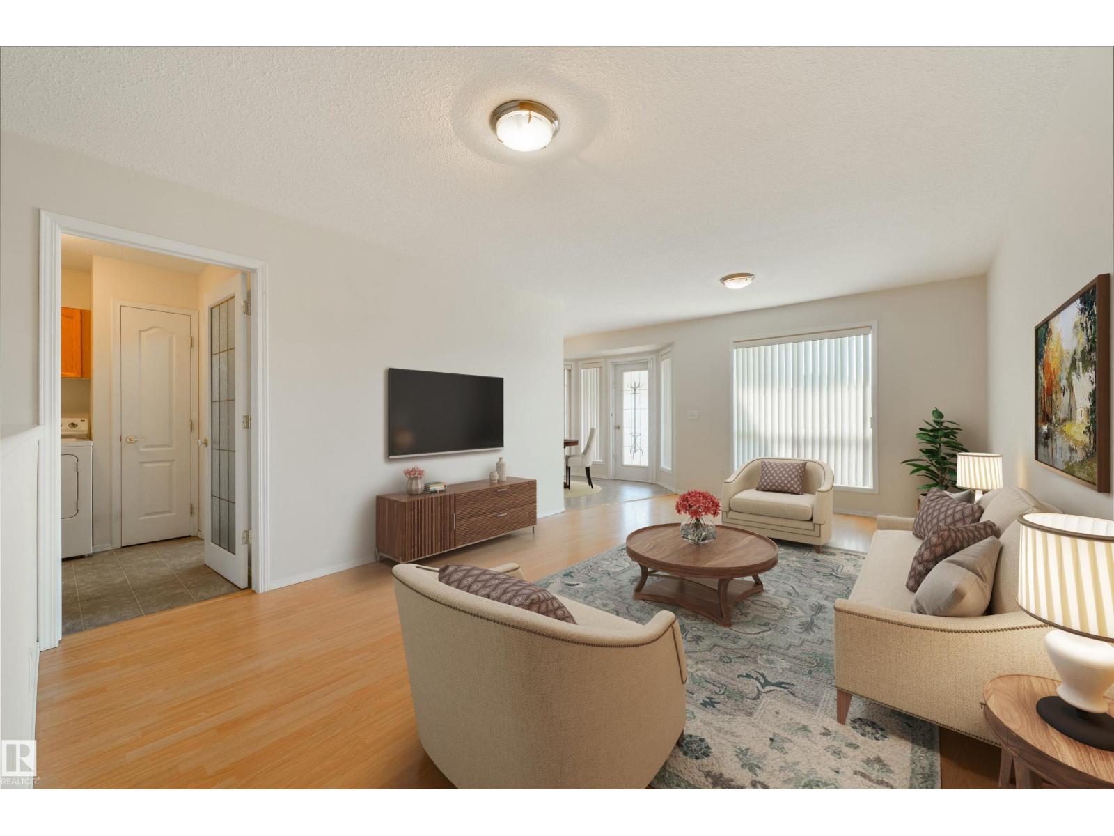 #48 13320 124 ST NW