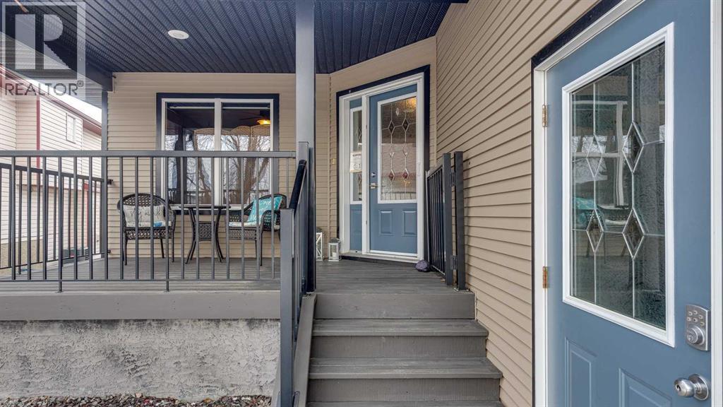 33 Parkside Crescent