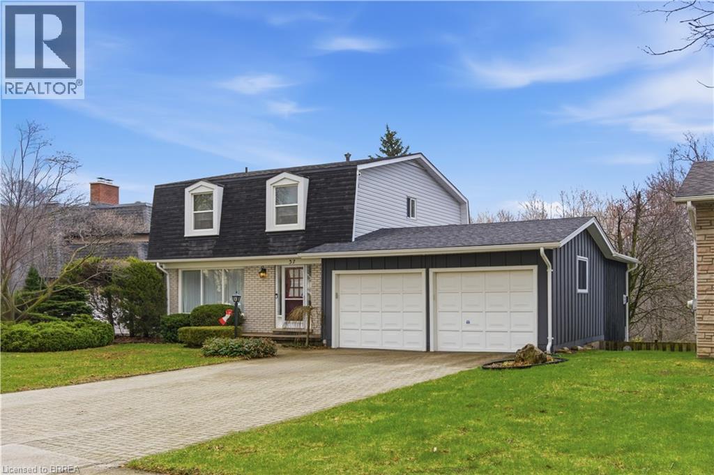 37 PARKVIEW Crescent