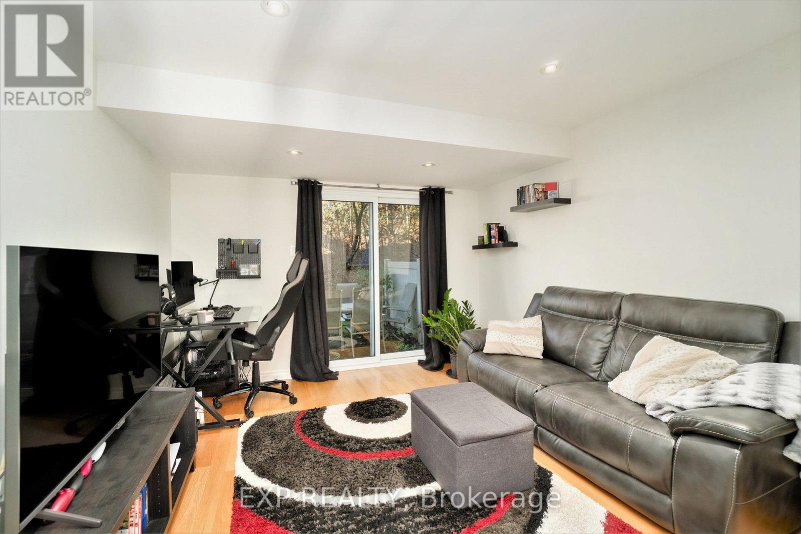 6667 BILBERRY DRIVE