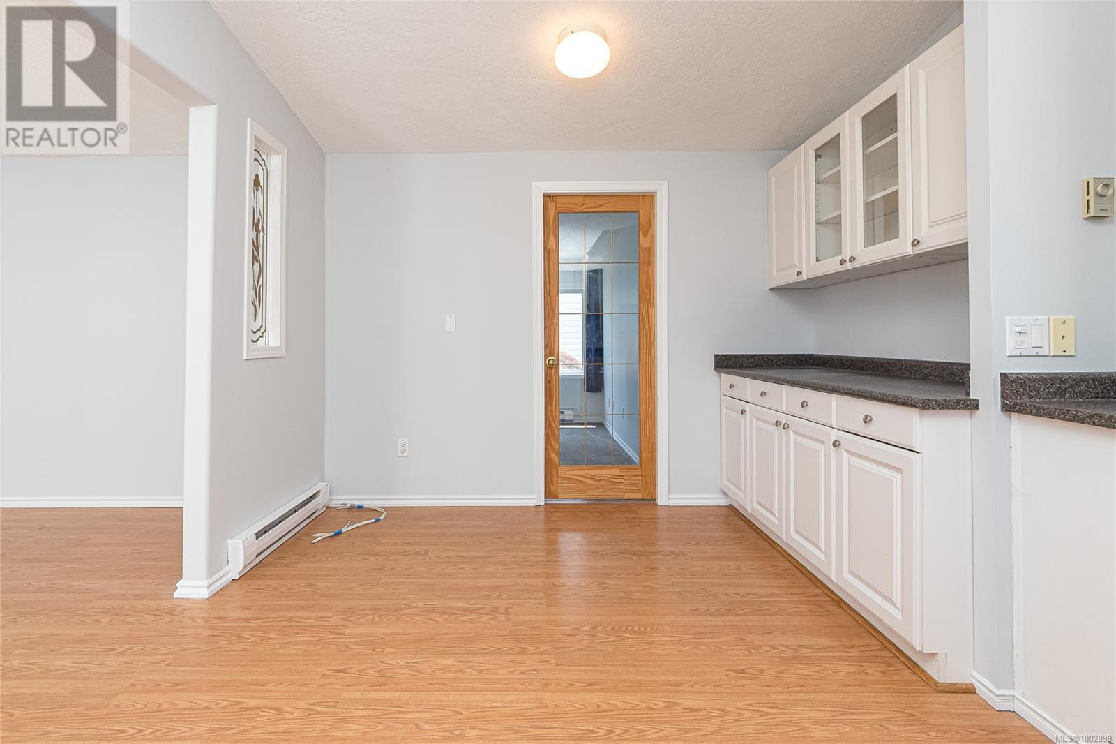 18 7583 Central Saanich Rd