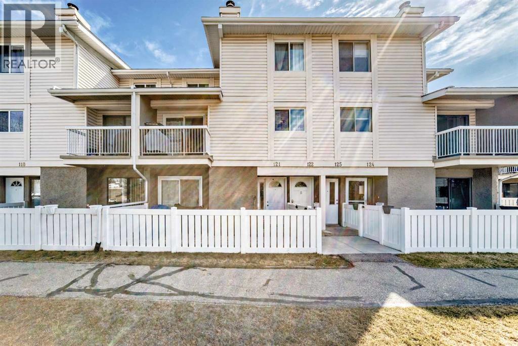 122, 3015 51 Street SW