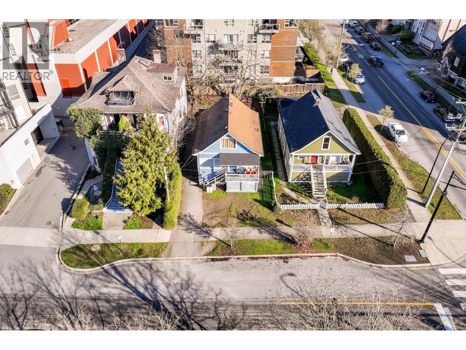 160 164 166 E 10TH STREET