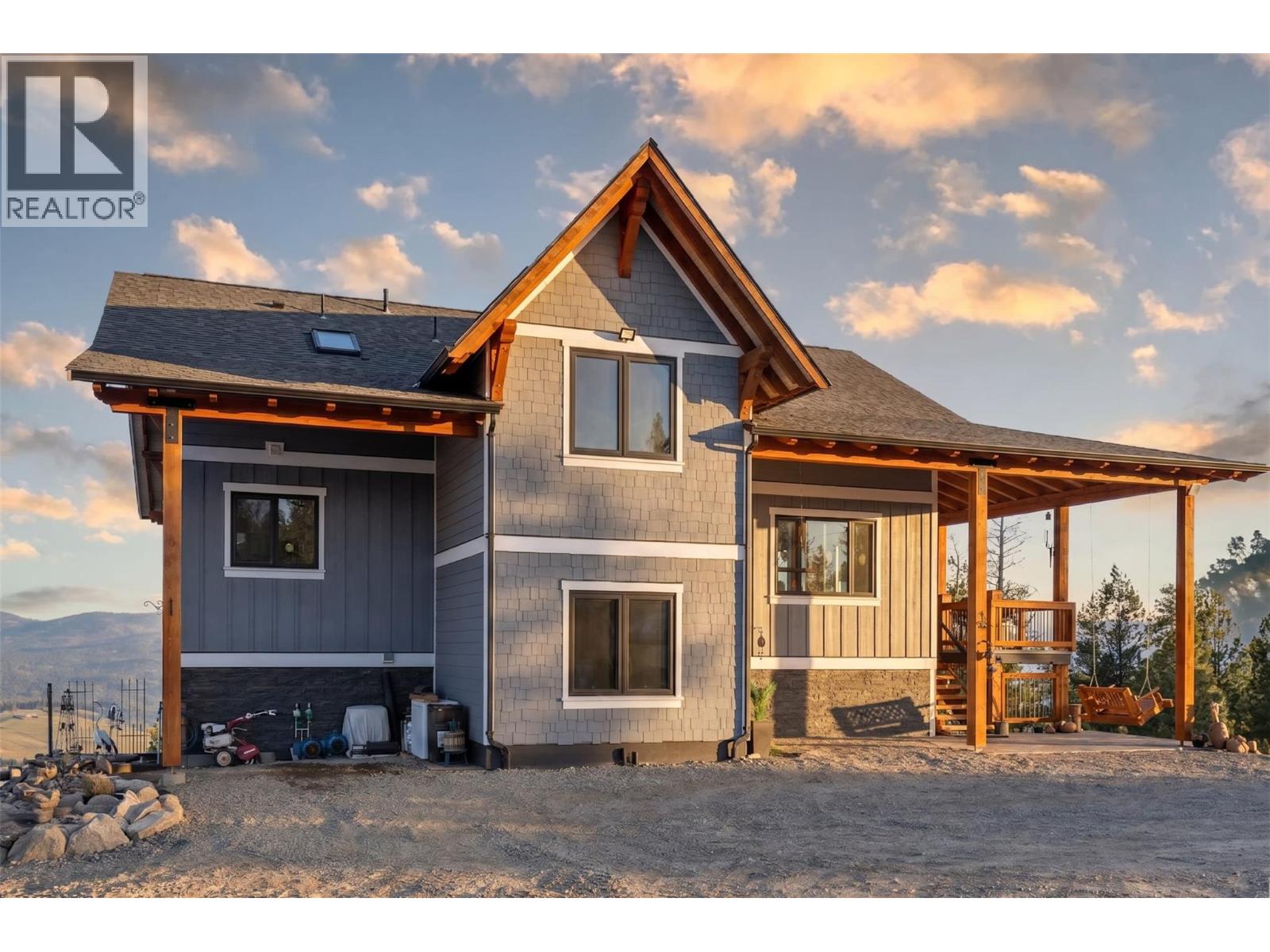 137 Eagle Point