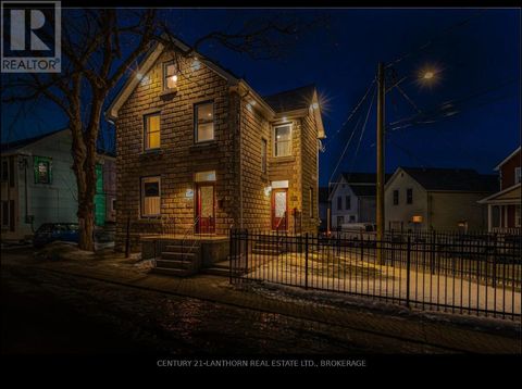 45 CHESTNUT STREET Kingston (East of Sir John A. Blvd) ON K7K3X4