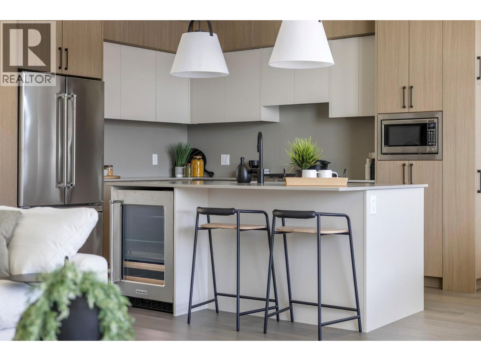 6008 Princess Street