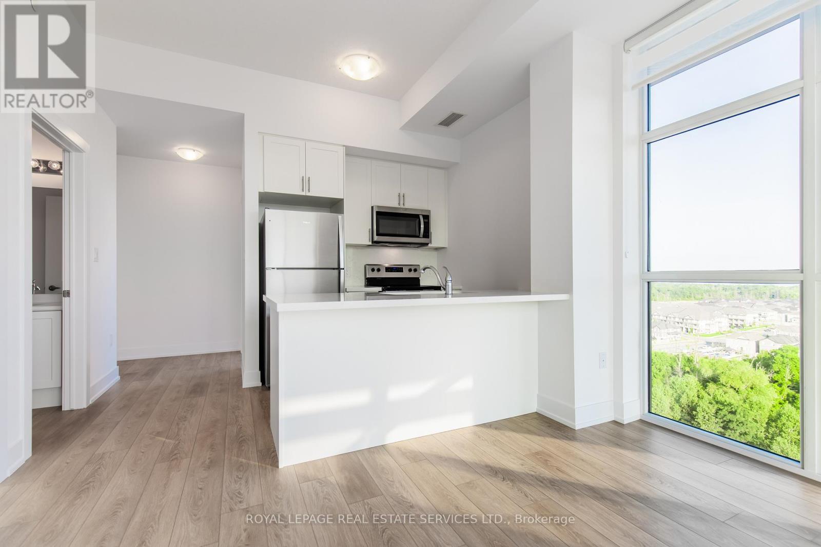 1211 - 470 DUNDAS STREET E