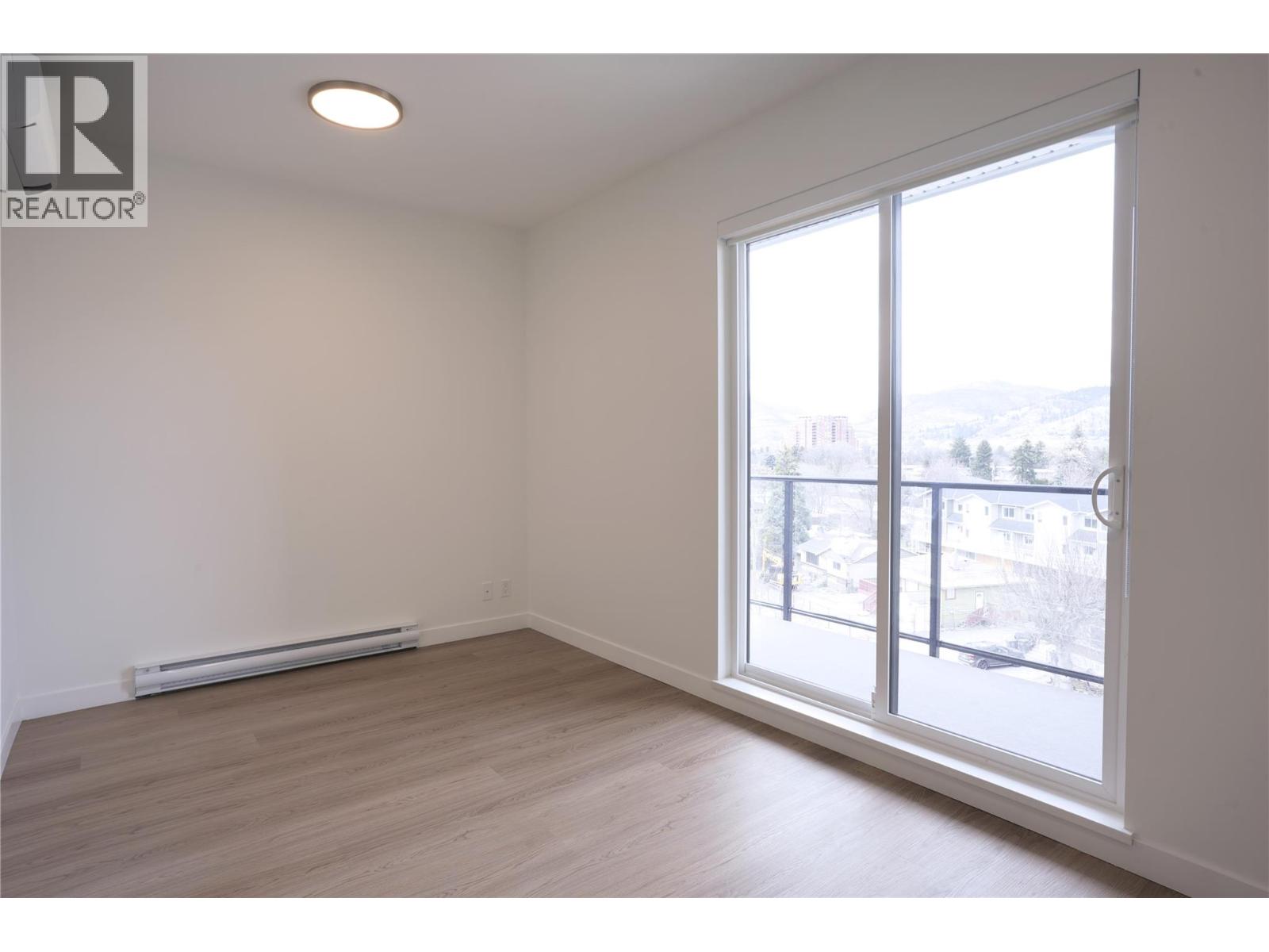 1380 Pridham Avenue Unit# 310