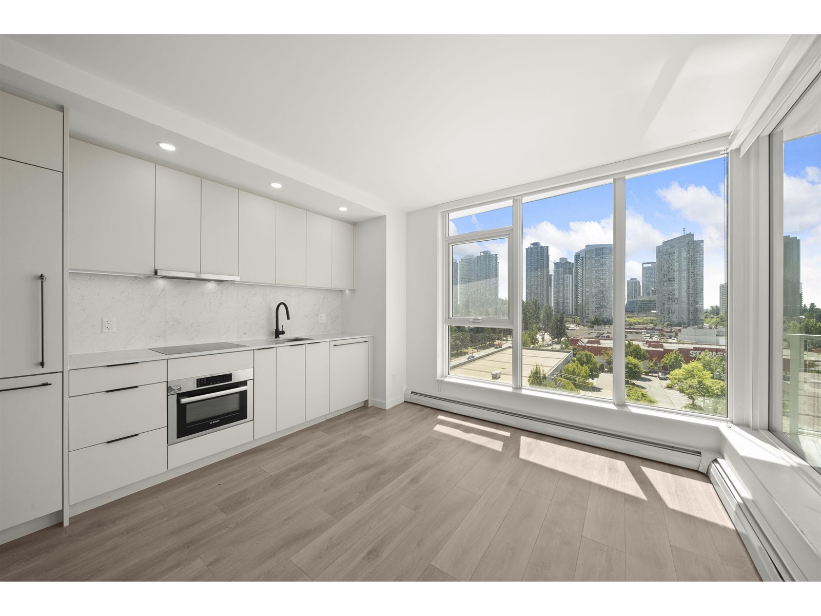 608 13685 102 AVENUE