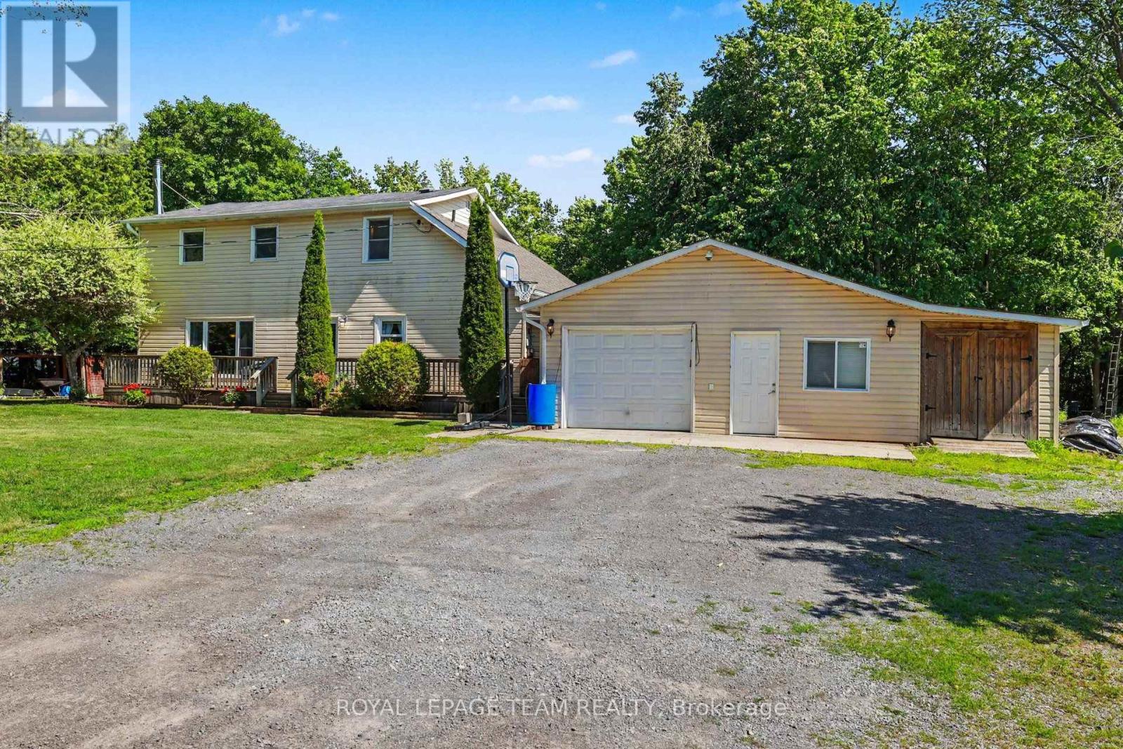 177 LAKE PARK ROAD E