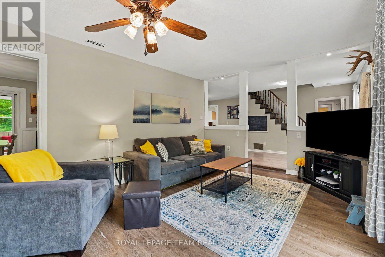 177 LAKE PARK ROAD E